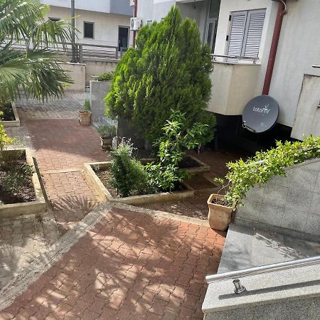 Apartments Zevs 布德瓦 外观 照片